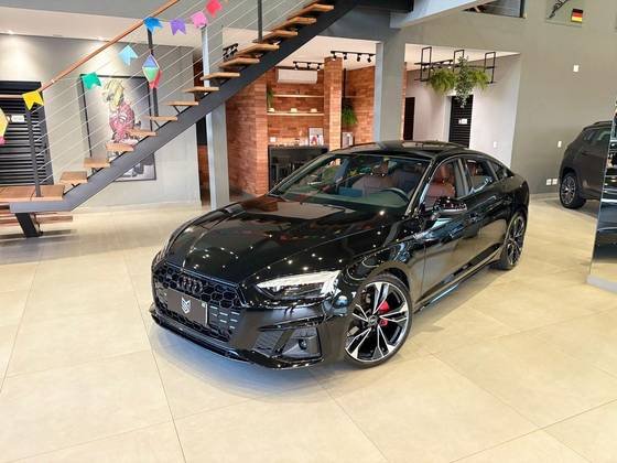 AUDI A5 2.0 TFSI MHEV SPORTBACK S LINE QUATTRO S TRONIC AUDI A5 2.0 TFSI MHEV SPORTBACK S LINE QUATTRO S TRONIC
